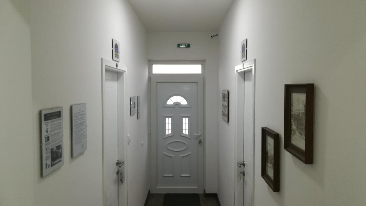 M4U Apartments Ni Eksteriør billede